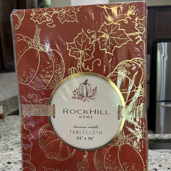 Rockhill Home Luxurious Metallic Tablecloth 52X70 Oblong Rust And Gold - NEW - Picture 1 of 4